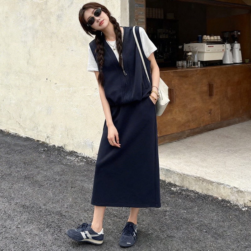 新款！出货中针织随性三件套C281P145K238，女装套装/套裙，两个王小姐