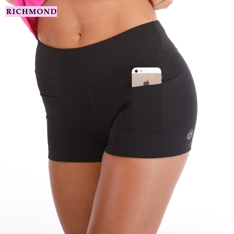 richmond 丨紧身运动短裤高弹力面料侧置口袋瑜伽高尔夫短裤6058