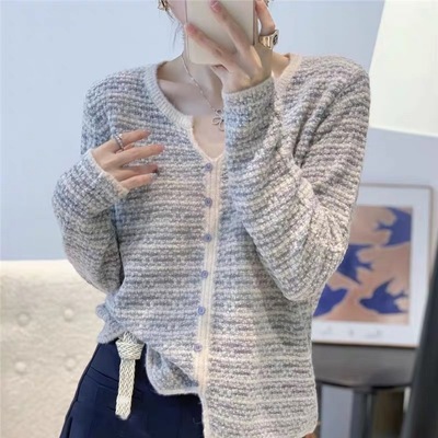 2025秋装新款韩版宽松慵懒风圆领套头毛衣女百搭针织衫上衣