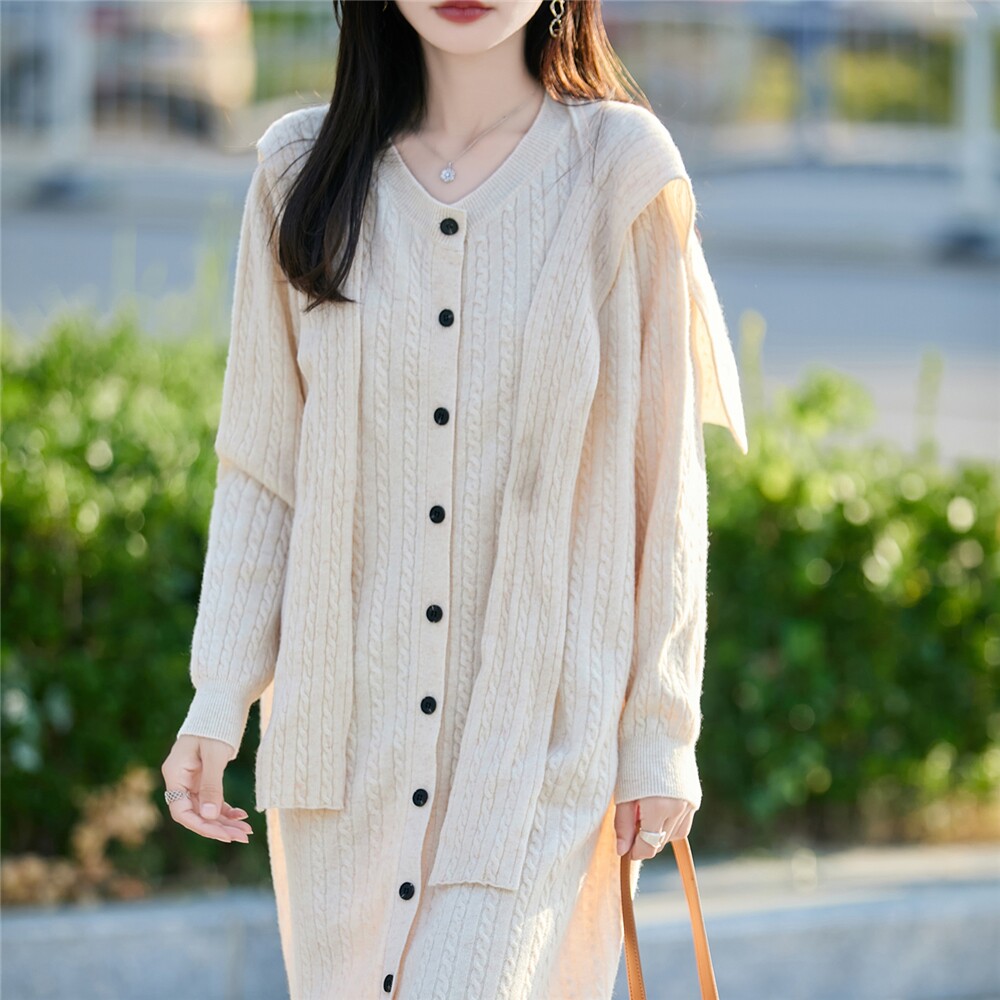 MT8286秋冬女100%羊毛中长款麻花针织开衫,氛围感温柔穿搭新典范