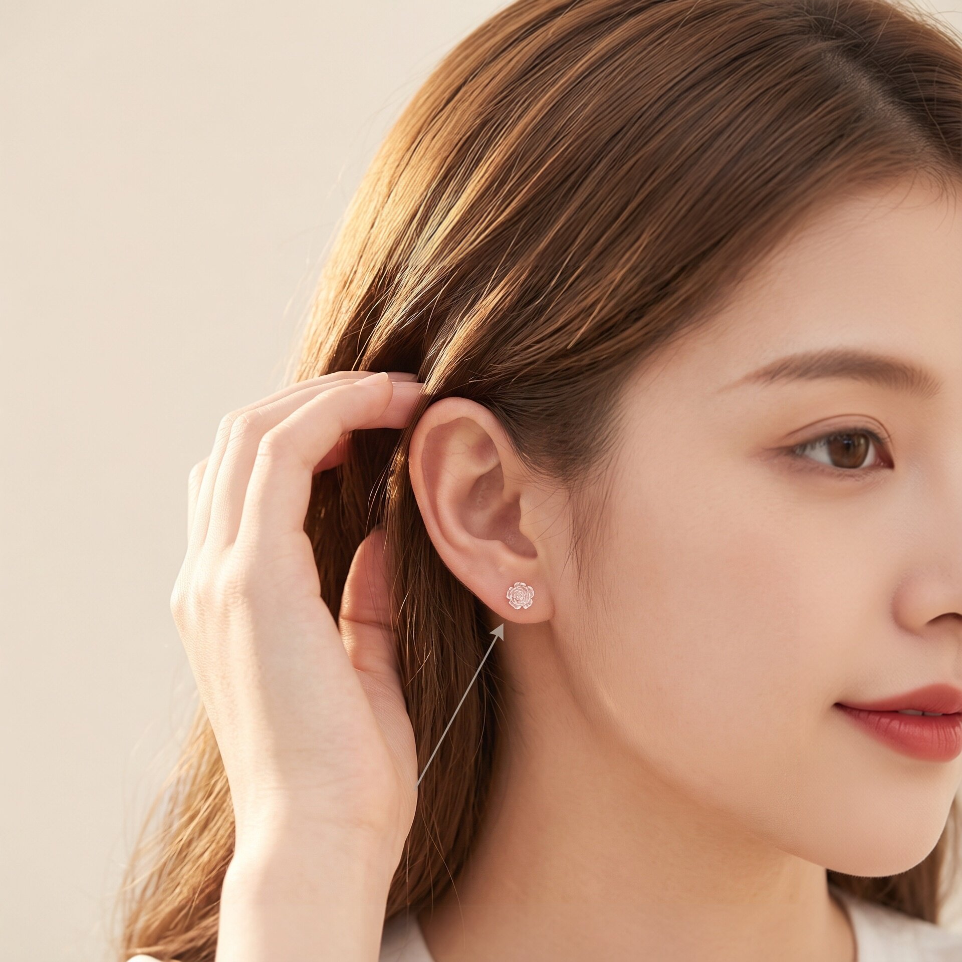 2026春秋精美山茶花耳钉女树脂防过敏养耳洞百搭清新小巧灵动耳饰
