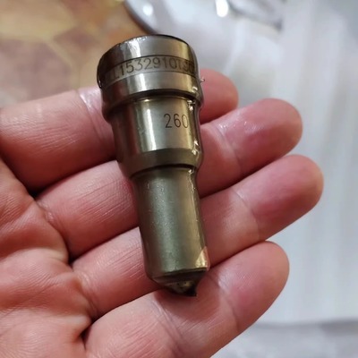 YANMAR 146623-53351 EY18 油嘴