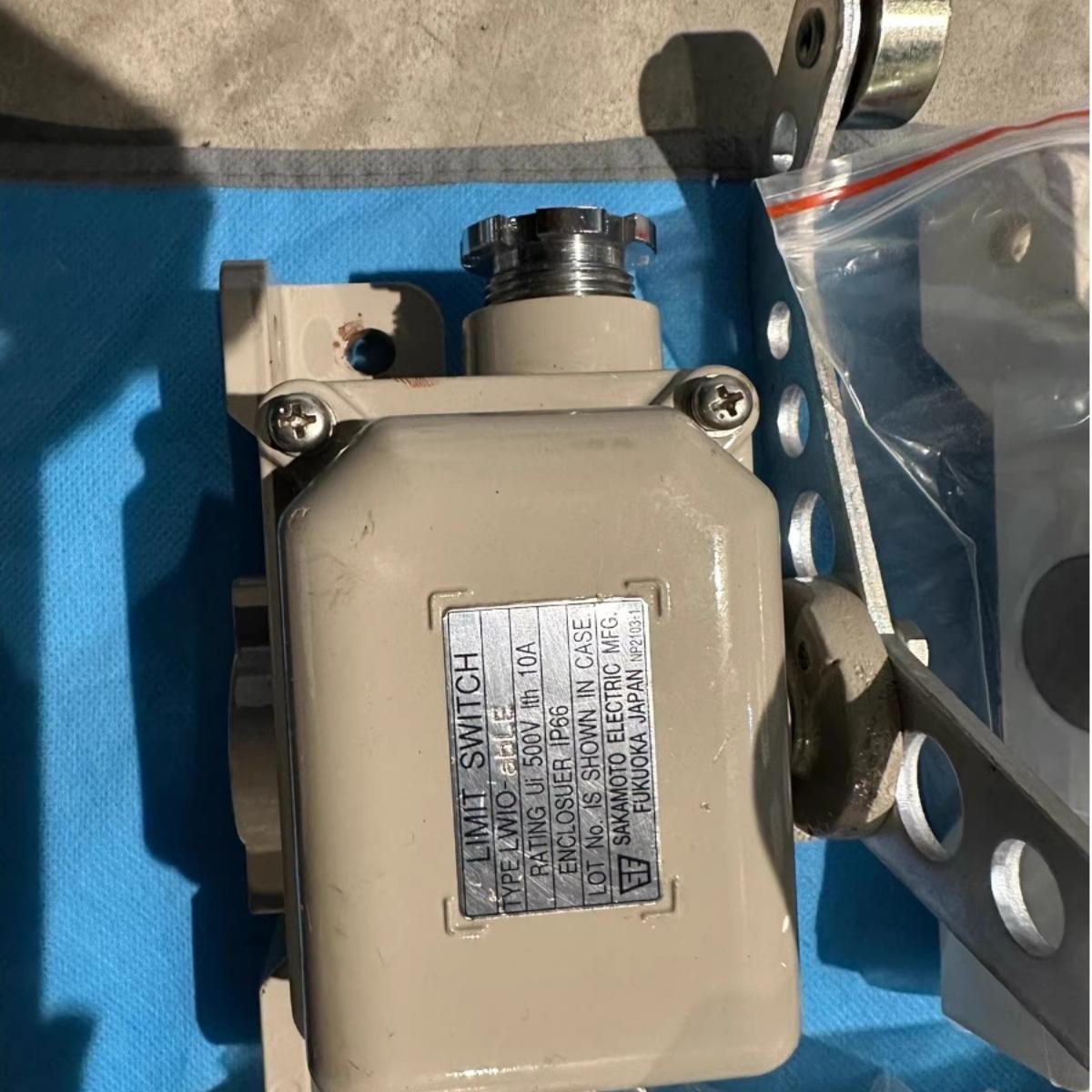 SWITCH PSK0-110BKD2SAKAMOTO LW10-SB1 LWIO-adLE LWIO-SA1