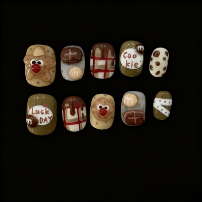 饼干人m豆纯手工穿戴甲可爱短款卡通立体手绘咖色美甲贴片可拆卸