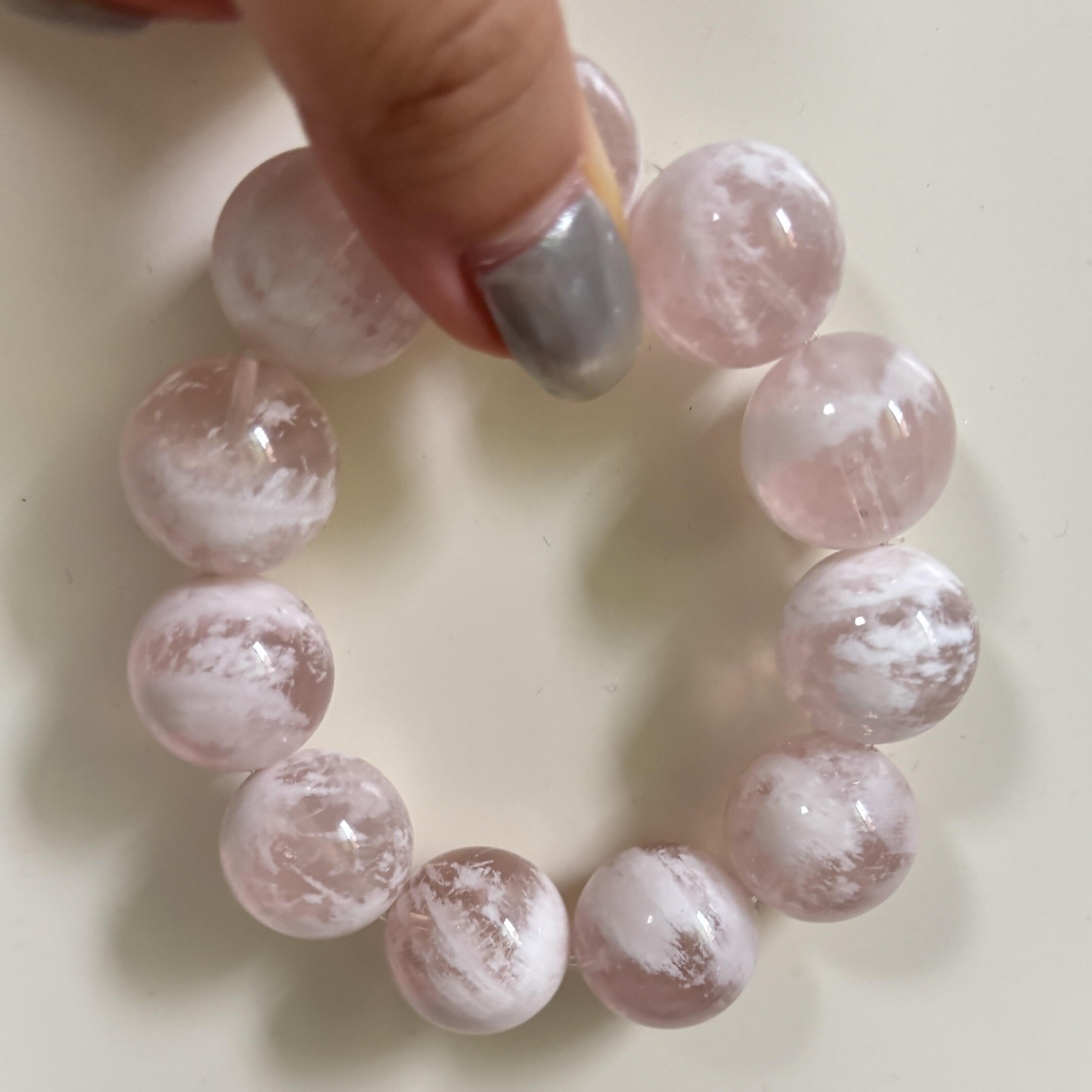 天然粉雪花幽灵大颗粒霸气单圈粉水晶手串转运女款时尚白幽灵手链