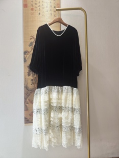 女装 真丝丝绒拼接蕾丝长袖 新款 2026年春装 丝绒连衣裙高端尾货女装