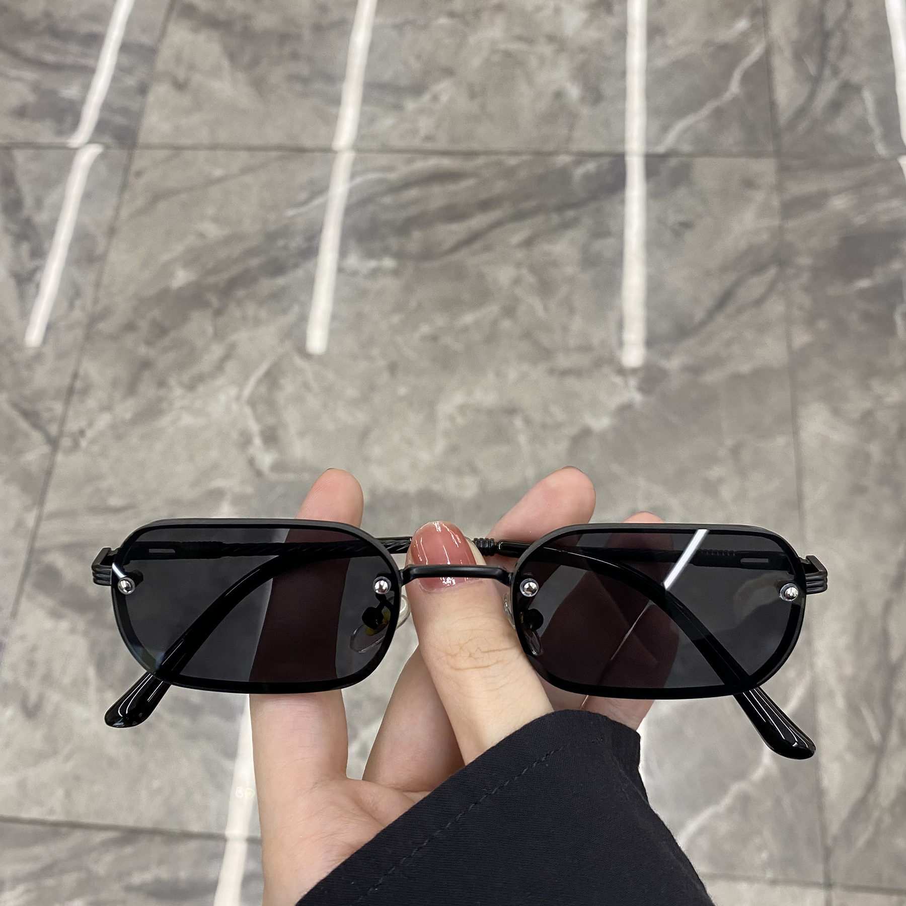 韩版新款复古小方框网红墨镜女圆脸时尚街拍闺蜜太阳眼镜男港风潮