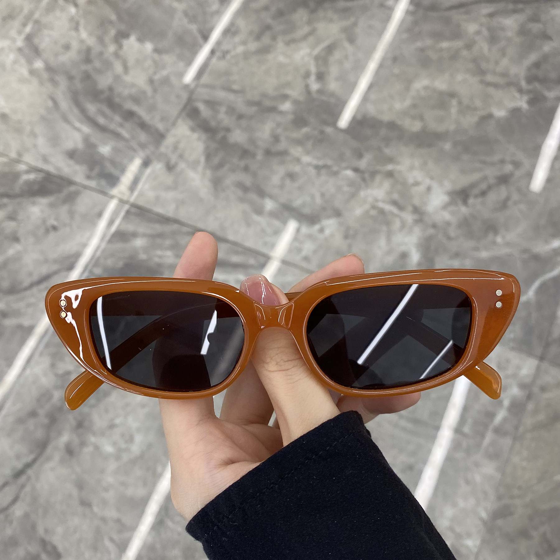 2021新款小框超酷凹造型ins网红jennie同款太阳镜韩版潮gm墨镜女