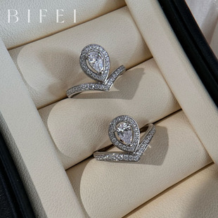 锆石水滴带钻戒指2025新款s925纯银指环V形手饰女士轻奢小众气质