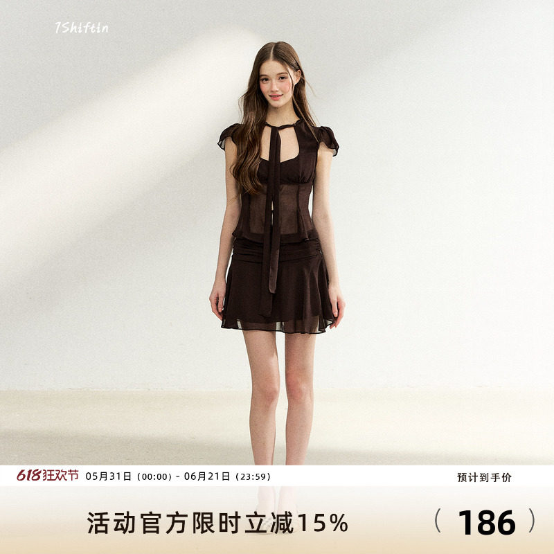 7Shiftin原创设计纯欲风休闲套装系带收腰修身上衣高腰荷叶边短裙