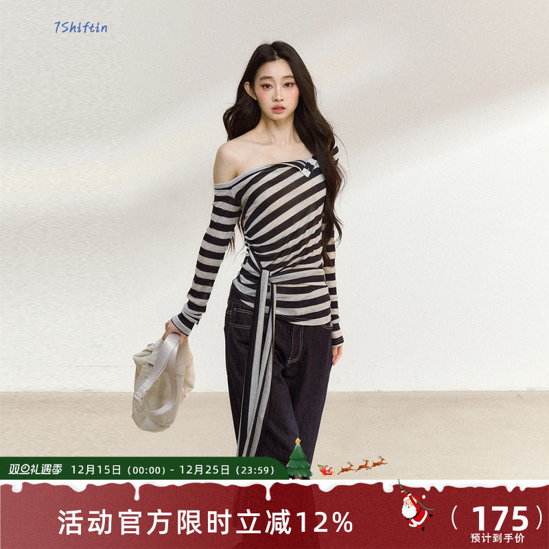 7Shiftin 原创设计感斜肩系带条纹长袖T恤秋季新款打底露肩上衣女