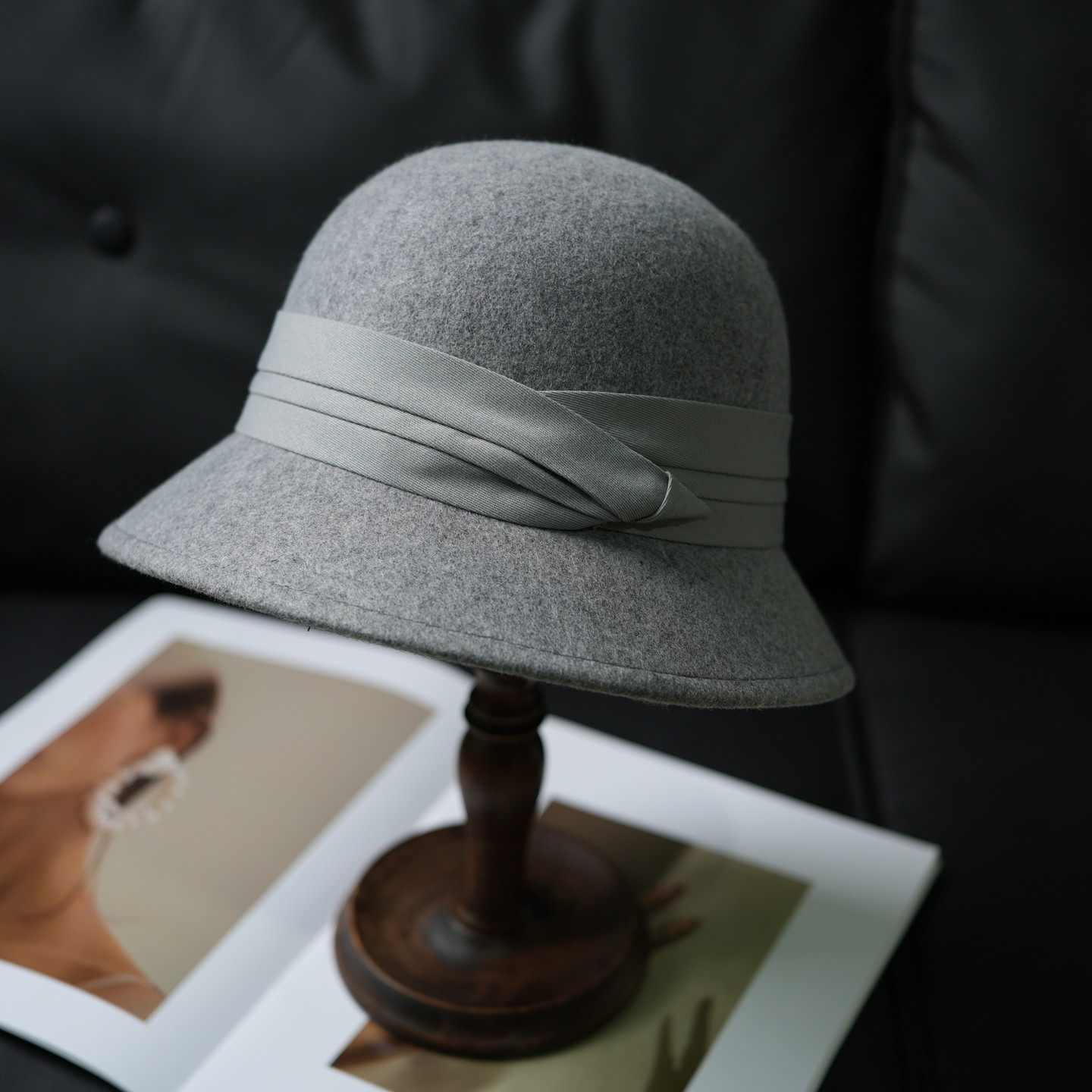 复古高级麻灰色羊毛呢盆帽女秋冬百搭钟型渔夫盆帽时尚保暖小礼帽