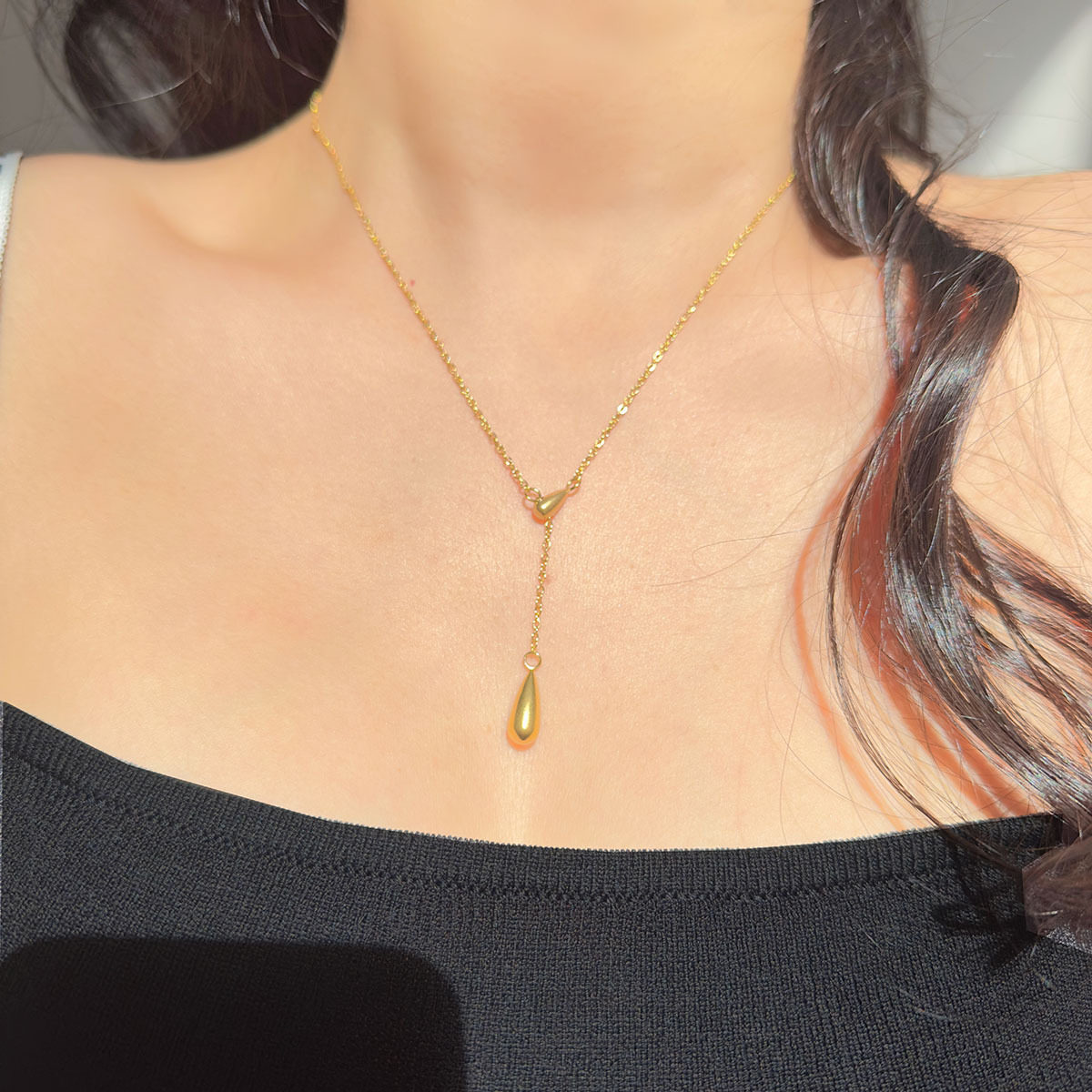 轻奢小众气质简约穿孔水滴项链女简约小金豆时尚百搭感锁骨链,饰品/流行首饰/时尚饰品新,项链,淘宝优惠券,粉丝福利购,淘宝优惠卷