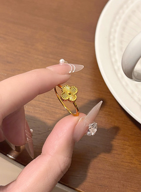 跨境简约四叶草小花戒指女钛钢不掉色简约素圈小众设计百搭食指环