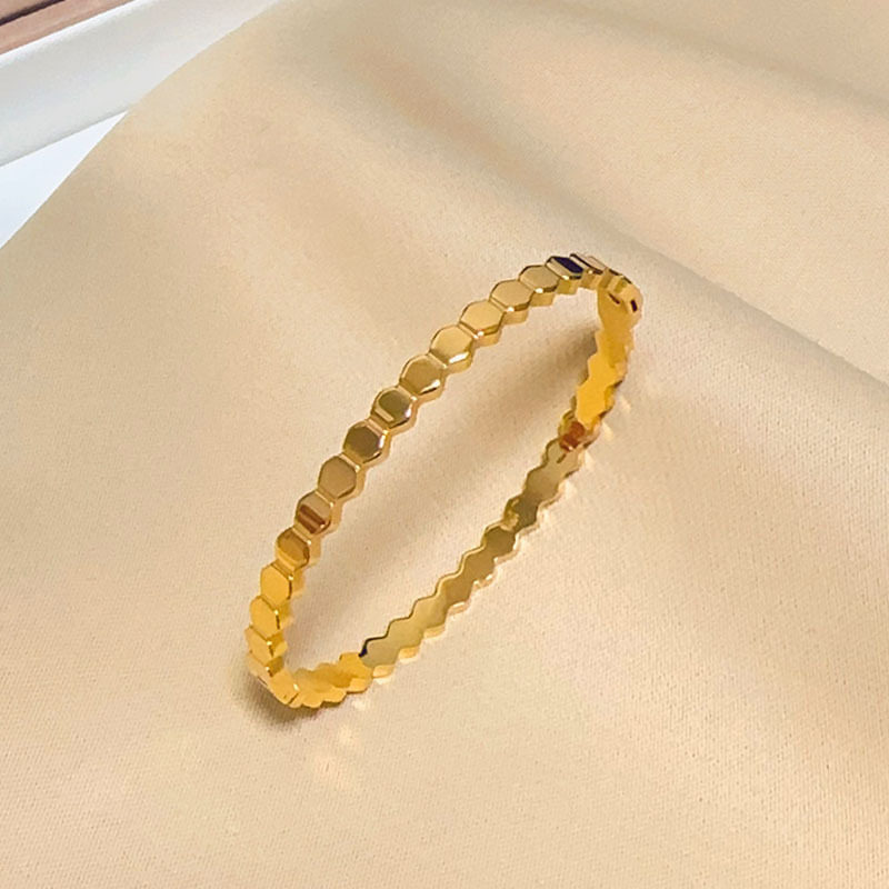 韩版时尚百搭蜂窝手镯女轻奢小众设计气质闺蜜钛钢不掉色潮,饰品/流行首饰/时尚饰品新,手镯,淘宝优惠券,粉丝福利购,淘宝优惠卷