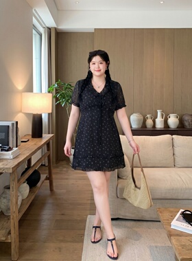梵朵大码女装夏季时尚百搭碎花连衣裙洋气梨型身材长裙17732R