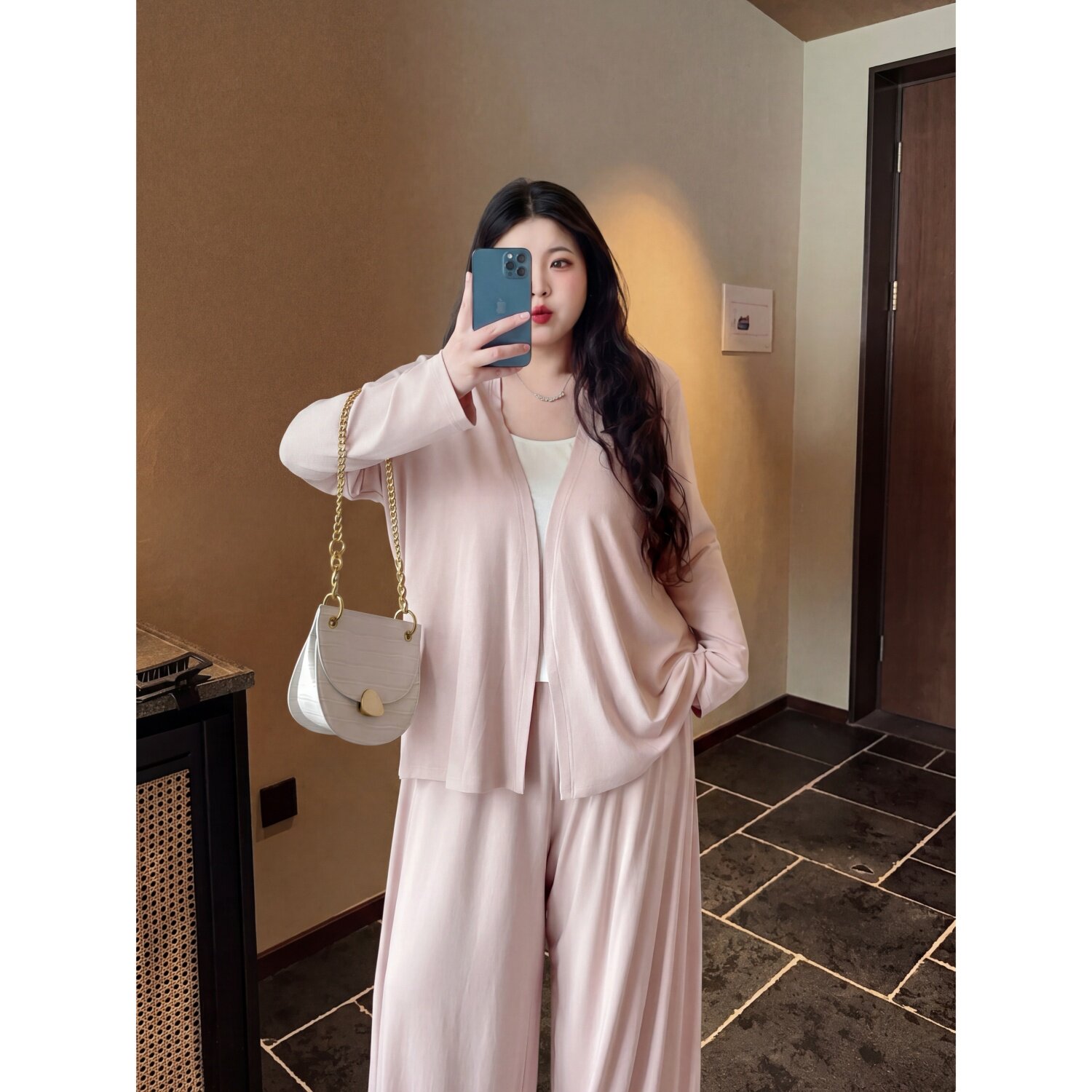 梵朵大码女装夏季时尚显瘦三件套通勤休闲裤开衫吊带套装17238Y