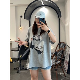 梵朵大码女装夏季新款胖妹妹短袖T恤个性百搭宽松慵懒上衣4422S