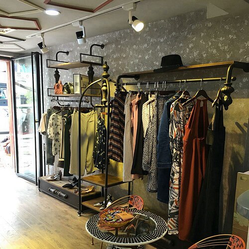 灰色水泥墙纸工业风格怀旧女装