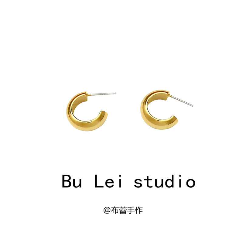 冷淡风女性蚊香盘耳夹耳饰