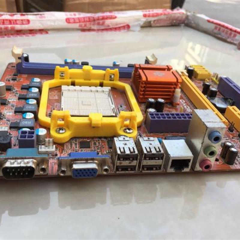 梅捷SY-N78GM3-RL 780G 集成显卡 DDR3代内存 支持AM3主板