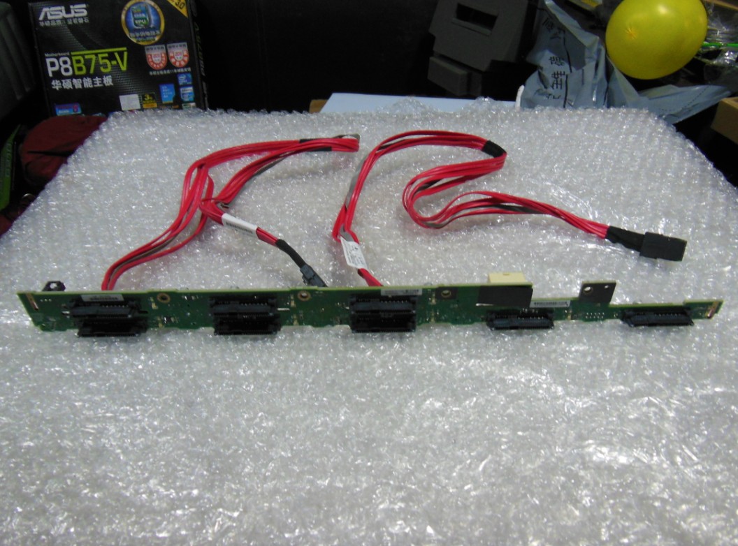 现货,HP DL165G7 DL320G6 DL160G6(2.5)硬盘背板532481-001带线