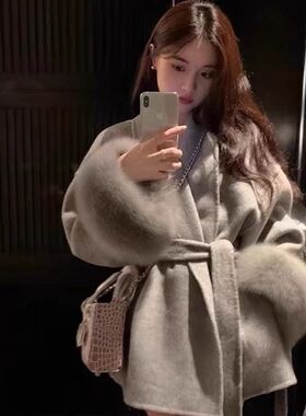 法式复古呢子大衣女2025冬季新款小个子狐狸毛短款灰色羊毛呢外套