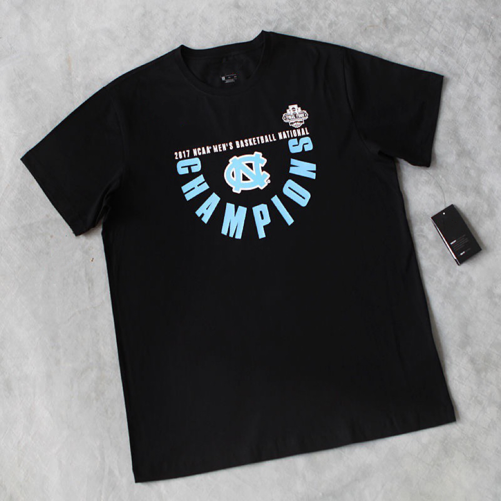 NCAA 北卡大学 Locker Room运动篮球速干休闲圆领宽松T恤短袖