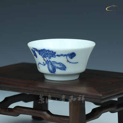 京德贵和祥青花瓜蝶束腰杯品茗杯