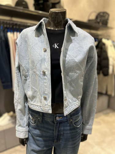 CK Jeans 韩国专柜正品 26 新款女短款满印纯棉牛仔外套 47F496G