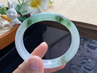 11.8批10395号55.2-50.7-10.4-7.3飘花贵妃！适合正圈53.2的戴！