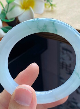 7.11批6745号，51.3-9.4-9.1冰飘花果冻镯！水草般飘逸且灵动！