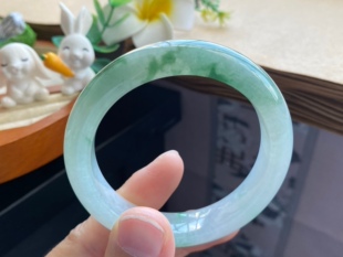 3.11批401号，50.4-11.6-8.1翠绿飘花镯！青翠绿花清丽漂亮！