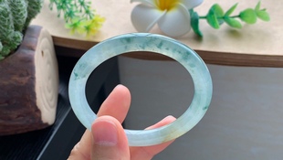 适合正圈52.7 9.27批8602号53.7 7.8贵妃 冰飘花黄绿镯 8.1