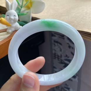 青翠阳绿色特别俏丽动人 9白底青 12.2 3.21批819号59.8