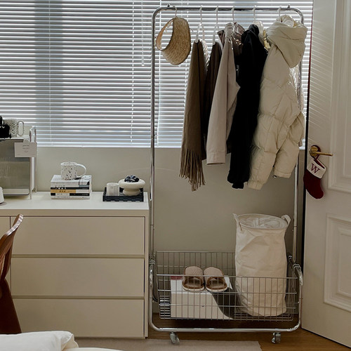 衣架落地卧室隔夜收纳衣帽架轻奢