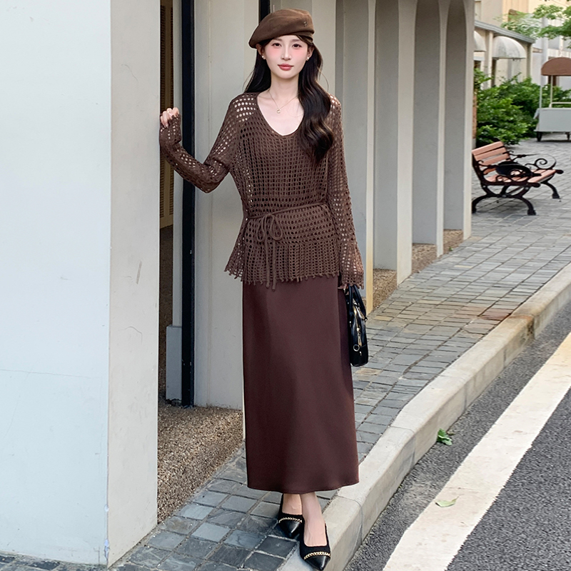 复古港风镂空罩衫套装裙女2025春秋新款系带收腰显瘦吊带裙两件套