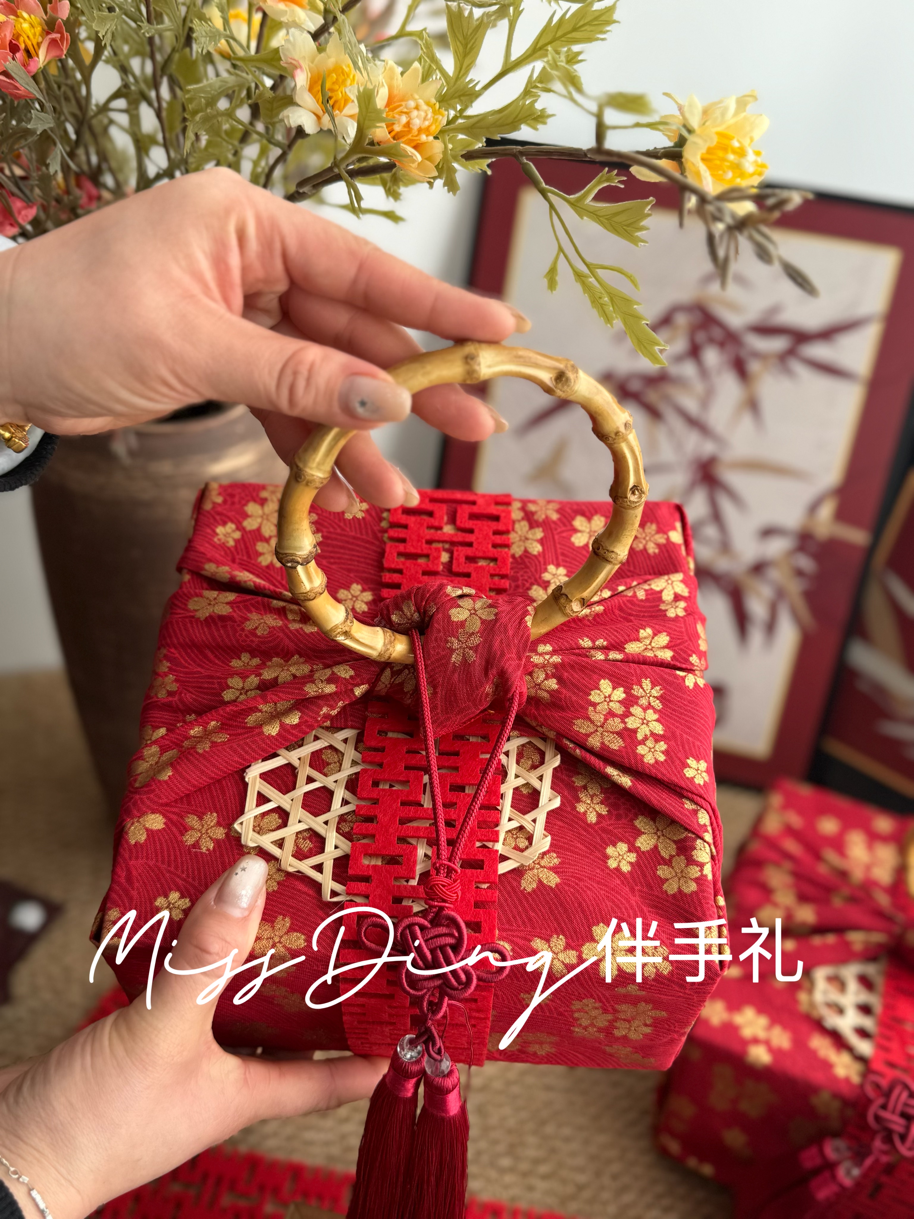 中式婚礼伴手礼女伴娘结婚送姐妹闺蜜亲友团实用礼物中式木盒礼物