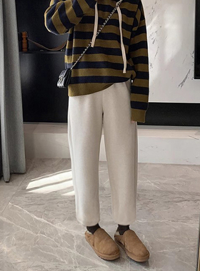 白色羊毛呢阔腿裤女秋冬小个子新款高腰香蕉加绒直筒裤妈妈萝卜裤