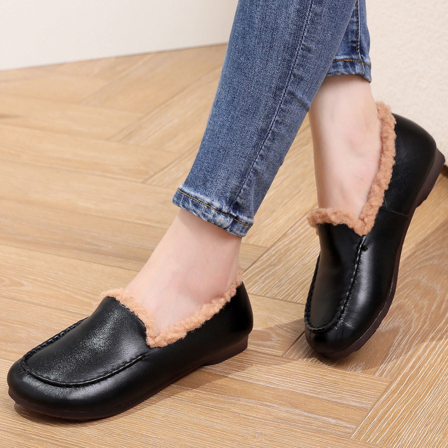 真皮冬季加绒豆豆鞋女乐福鞋软底休闲皮鞋黑色一脚蹬毛毛鞋妈妈鞋,女鞋,乐福鞋（豆豆鞋）,淘宝优惠券,粉丝福利购,淘宝优惠卷