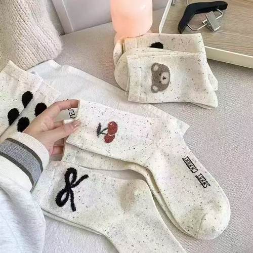 韩国卡通ins潮日系彩点袜可爱袜子女中筒袜点子纱袜秋冬款小熊袜