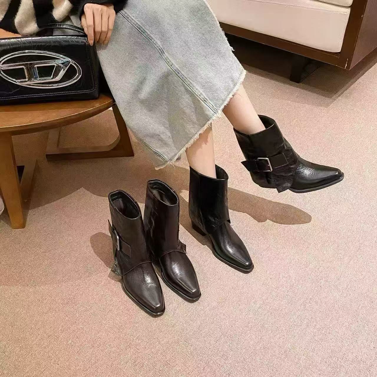 2025冬季新款小众时装裤管切尔西靴头层牛皮欧版尖头皮带扣短靴女