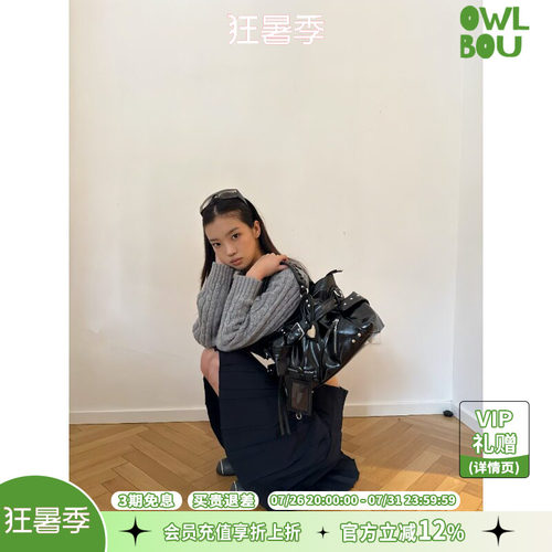 Kloaiio原创机车包铆钉流苏手提斜挎包油蜡皮大容量单肩腋下包