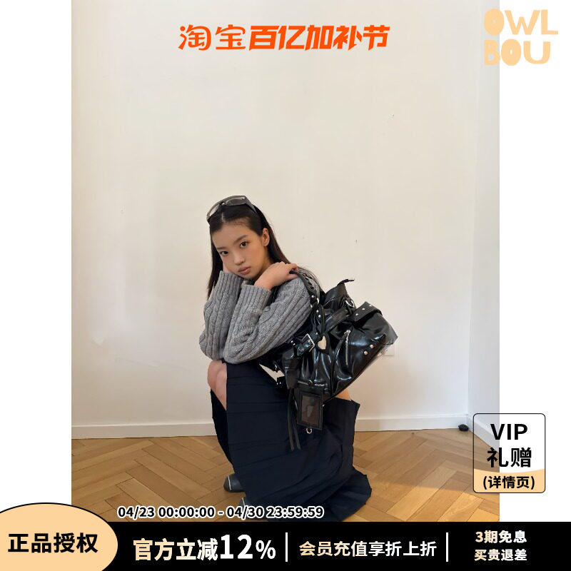 Kloaiio原创机车包铆钉流苏手提斜挎包油蜡皮大容量单肩腋下包