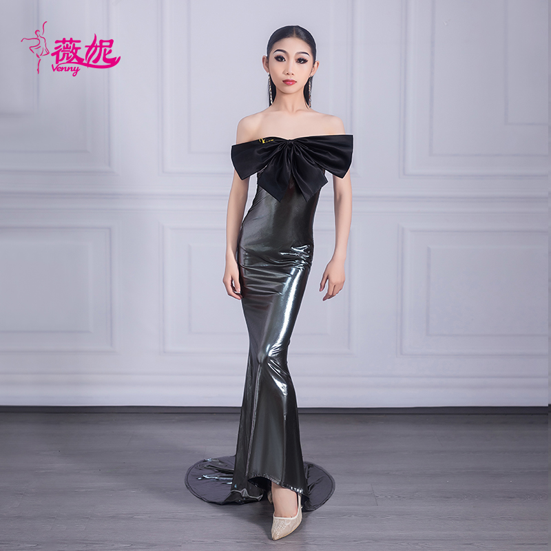 薇妮拉丁舞服蝴蝶结露肩礼服长裙