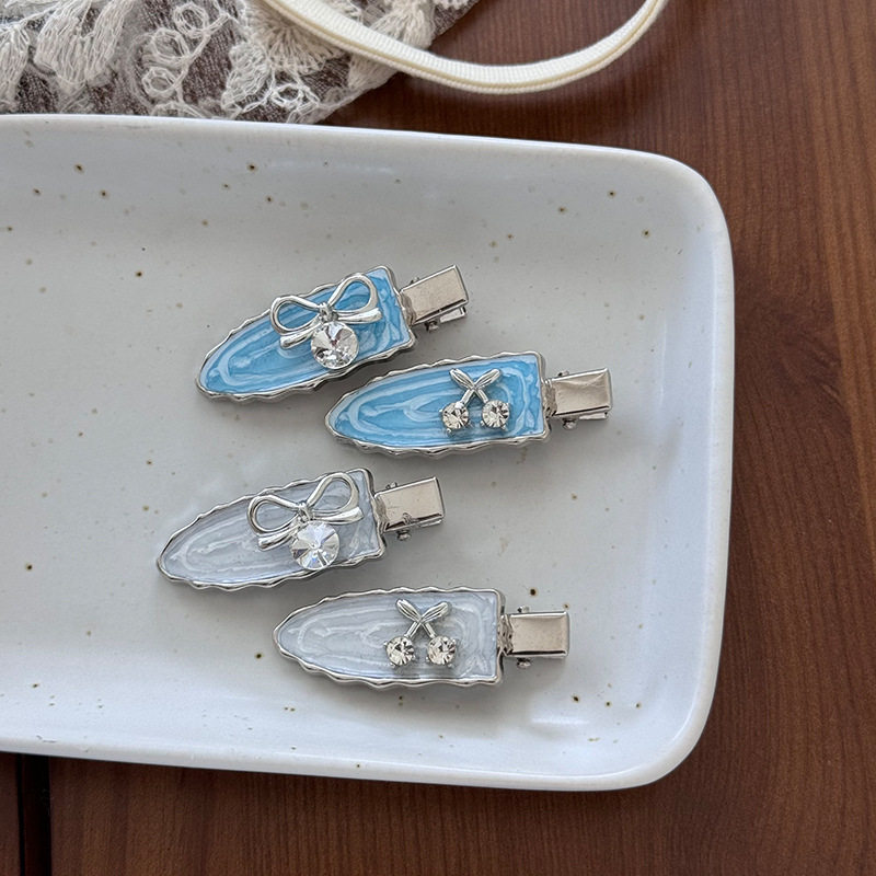 甜酷海盐蓝色水钻樱桃蝴蝶结鸭嘴夹纹理感刘海侧边夹碎发夹头饰女