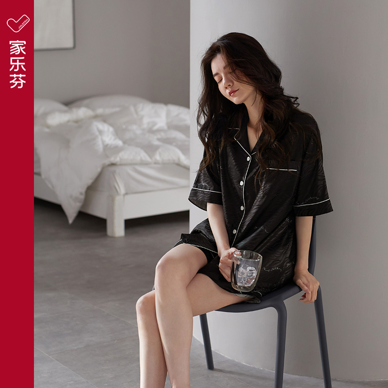 睡衣女款夏季夏款冰丝绸短袖短裤仿真丝绸家居服女黑色高级感套装