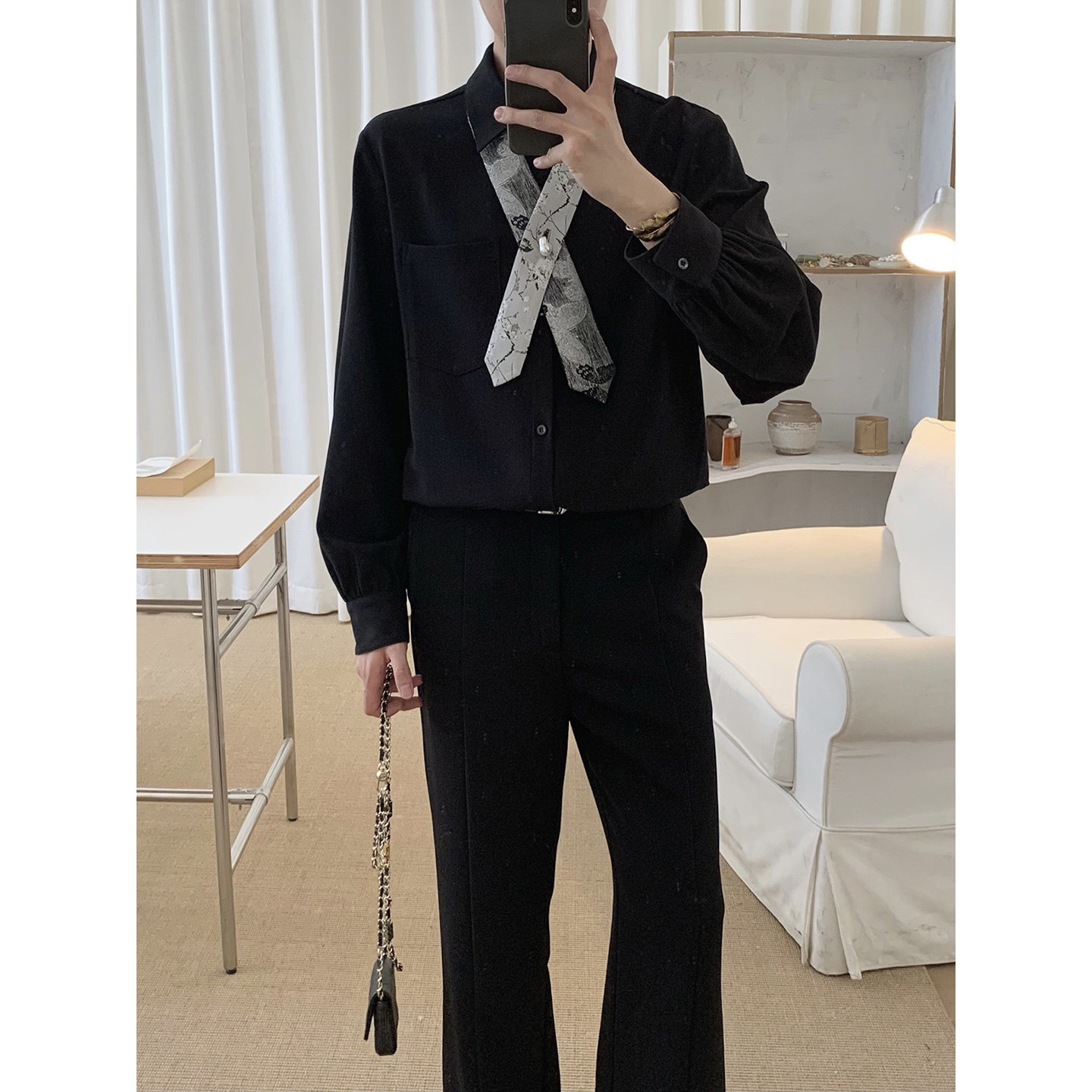 阿茶与阿古黑色垂感领带衬衫男款秋季简约设计宽松休闲长袖衬衣