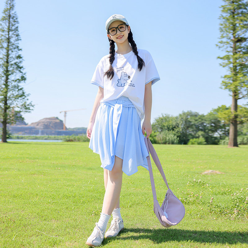 初中生短袖套装夏装2026新款少女洋气印花t恤搭配裙子高中学生女
