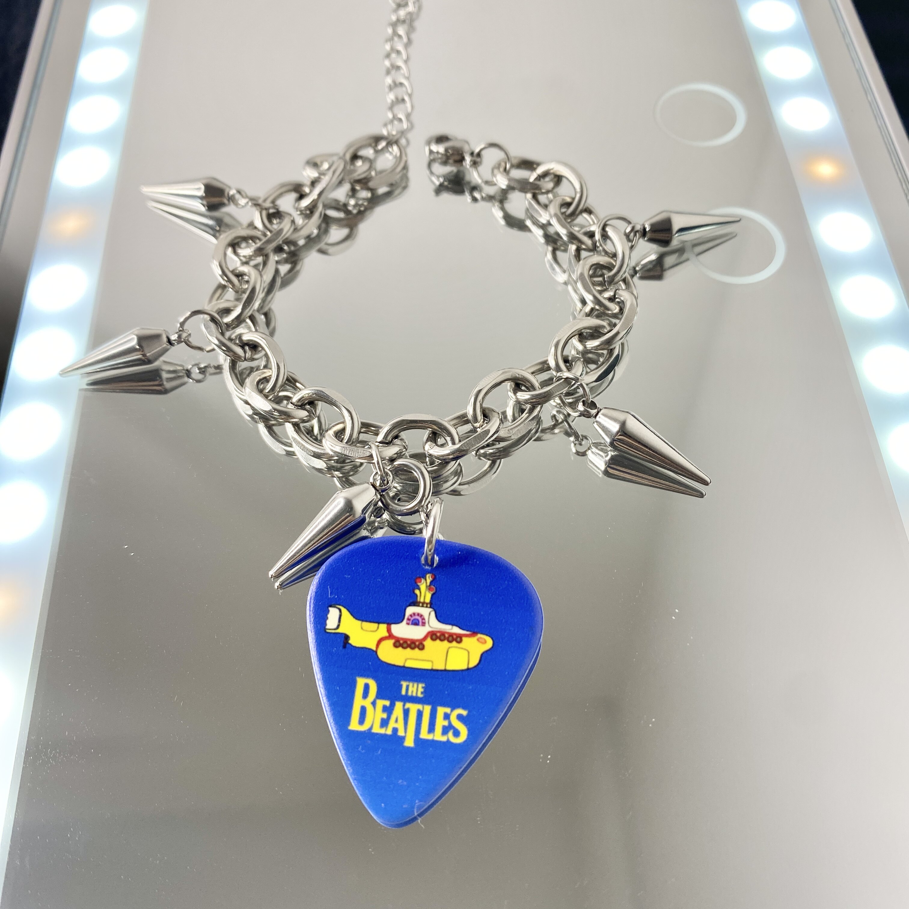 【可弹奏 可拆卸】The Beatles披头士周边吉他拨片手链摇滚钛钢